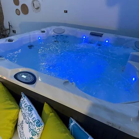 Casa Murales Gianfranco 펜션 *