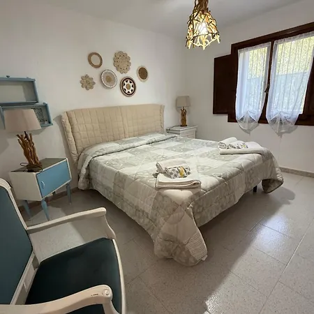 Casa Murales Gianfranco Feriehus *